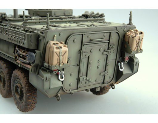 Trumpeter 00398 United State Army M1131 Stryker FSV 1/35 – zdjęcie 6