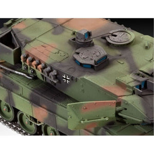Revell 03180 Leopard 2 A6/A6M 1/72 – image 4