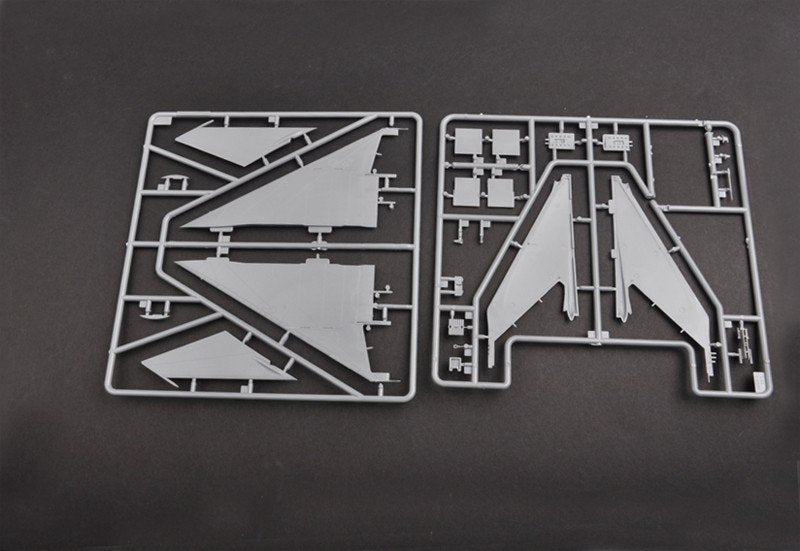 Trumpeter 02846 J-8D Finback 1/48 – image 3