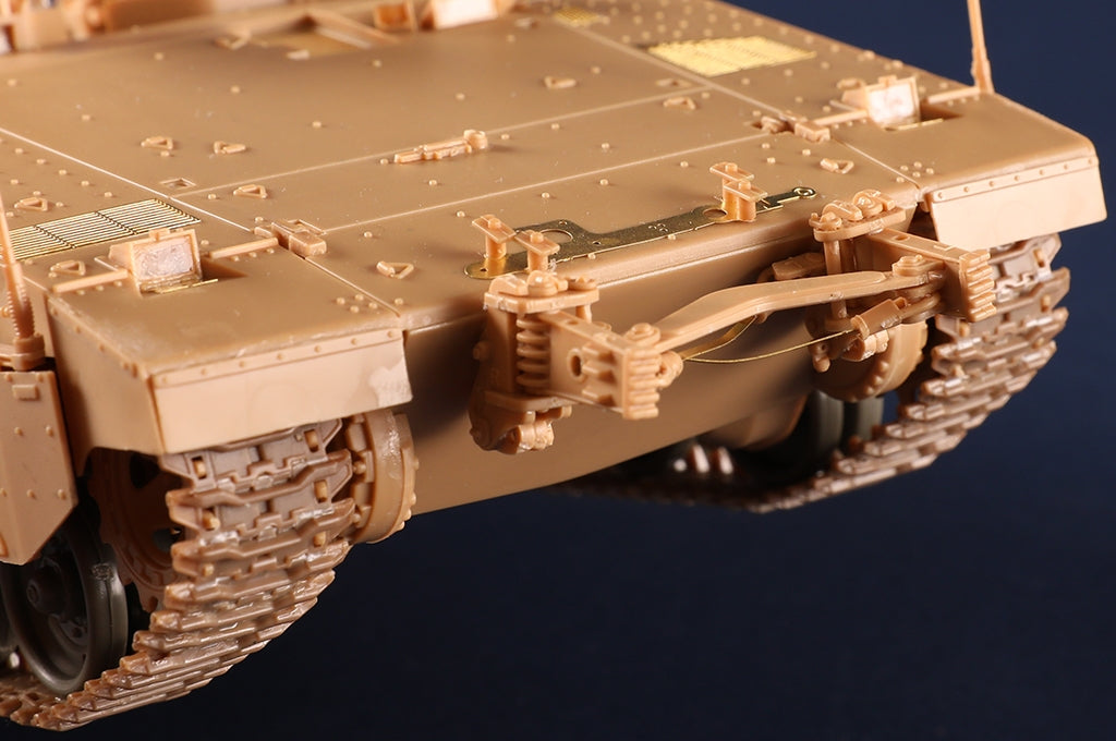 Hobby Boss 84524 I.D.F. Namer-1 IFV 1/35 – zdjęcie 18