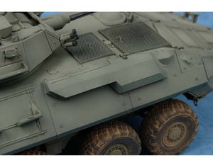 Trumpeter 01521 LAV-A2 8x8 wheeled armoured vehicle 1/35 – zdjęcie 4