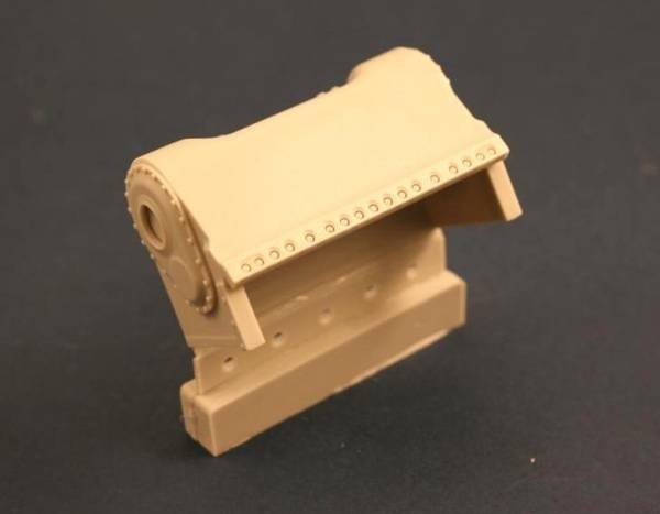 Panzer Art RE35-099 Differential cover for Sherman tank (final model) 1/35 – image 2