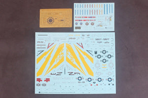 Kitty Hawk 80132 F-35C Lighting II 1/48 – zdjęcie 3