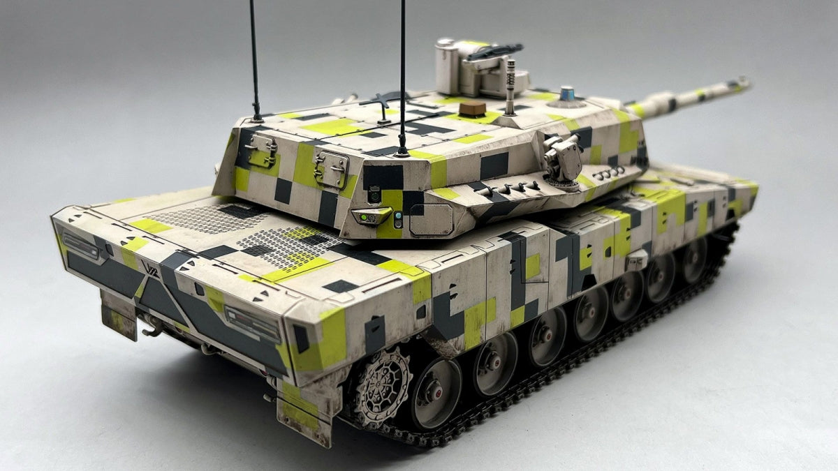 Amusing Hobby 35A065 KF51U Panther 4th Generation Main Battle Tank 1/35