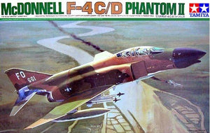 Tamiya 60305 McDonnell F-4C/D Phantom II 1/32