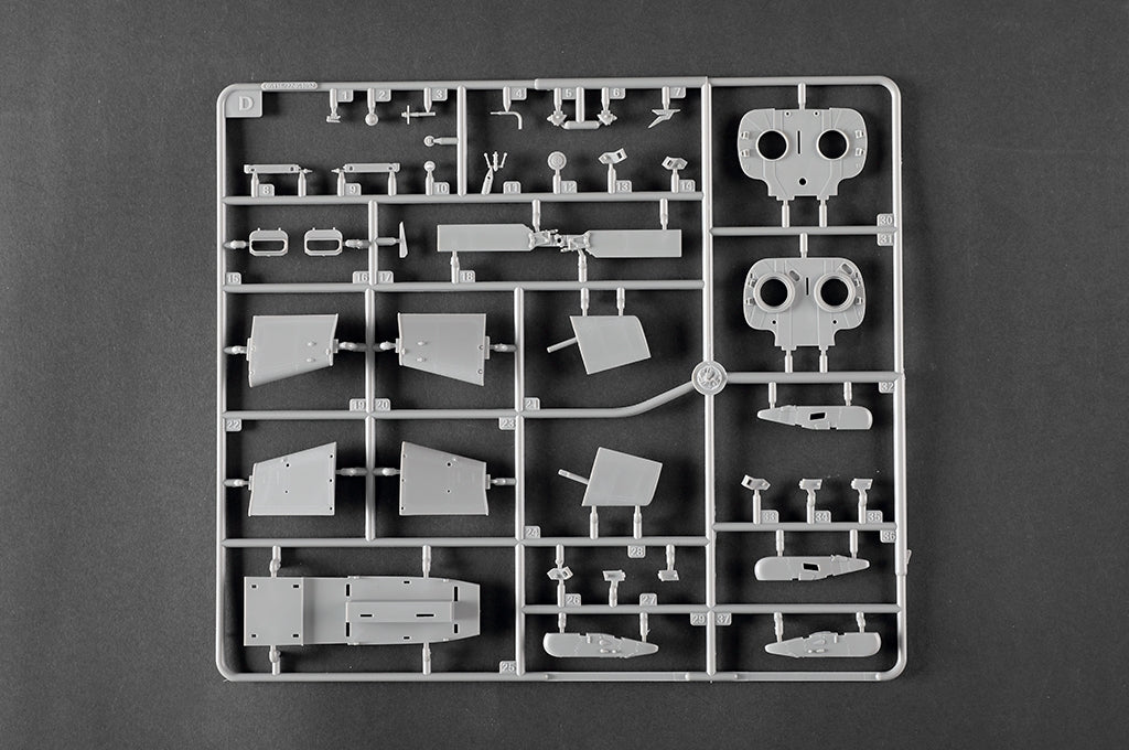 Trumpeter 05117 AH-1W Super Cobra (Turned Exhaust) 1/35