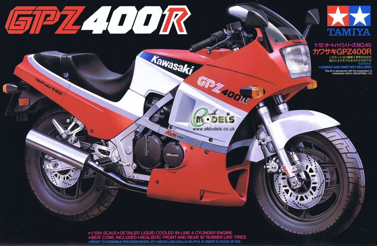Tamiya 14045 Kawasaki GPZ400R 1/12