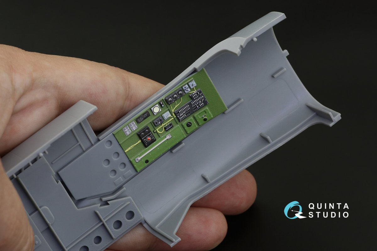 Quinta Studio QD32127 A-26B 3D-Printed &amp;amp; colored Interior on decal paper (Hobby Boss) 1/32 – image 13