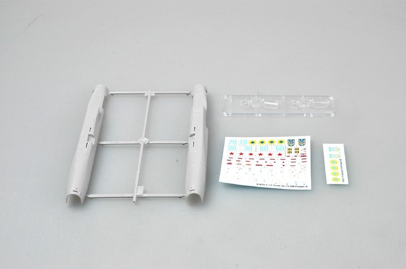 Trumpeter 01625 SU-15 UM Flagon-G 1/72 – image 5