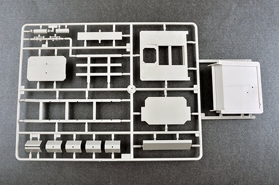 Trumpeter 01078 M920 Tractor tow with M870A1 semitrailer 1/35 – image 8