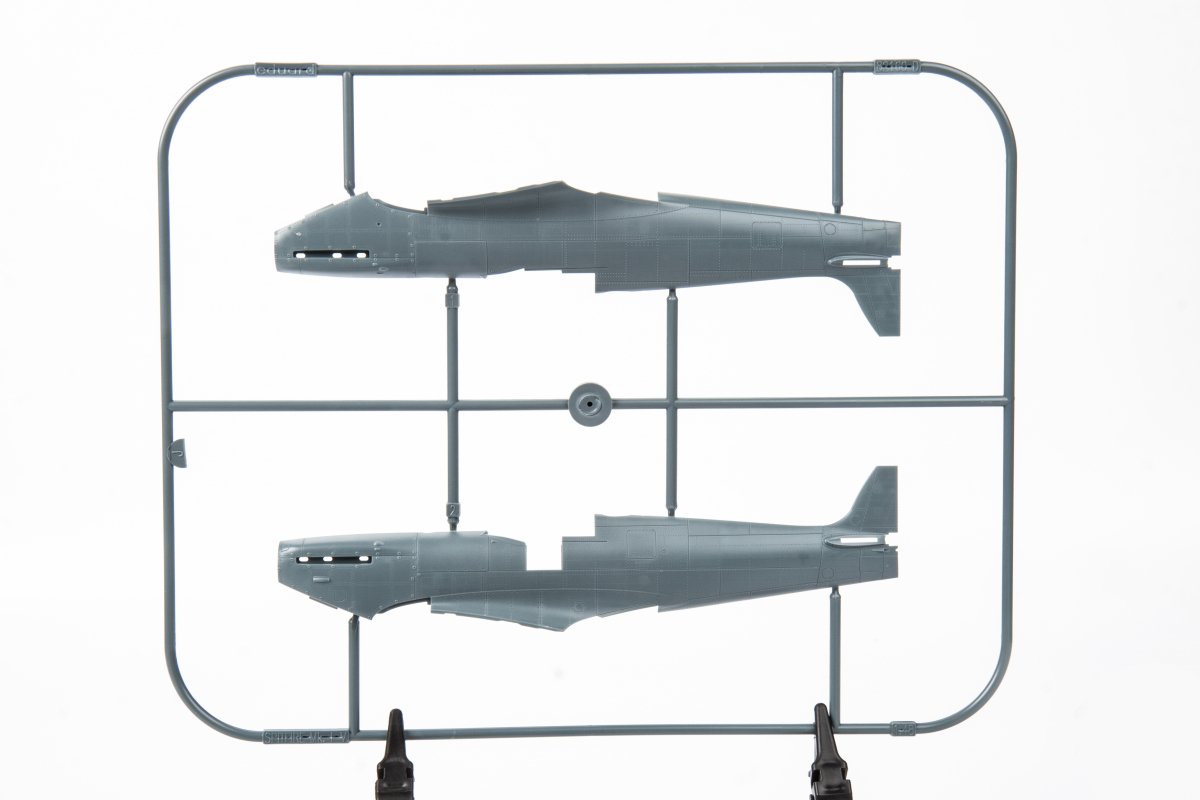 Eduard 82126 Spitfire Mk. Vc TROP 1/48 – zdjęcie 12