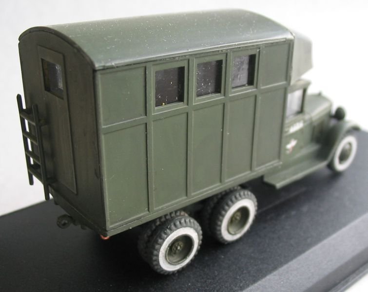 PST 72024 PARM-2 Field Aircraft Repair Shop 1/72 – image 5