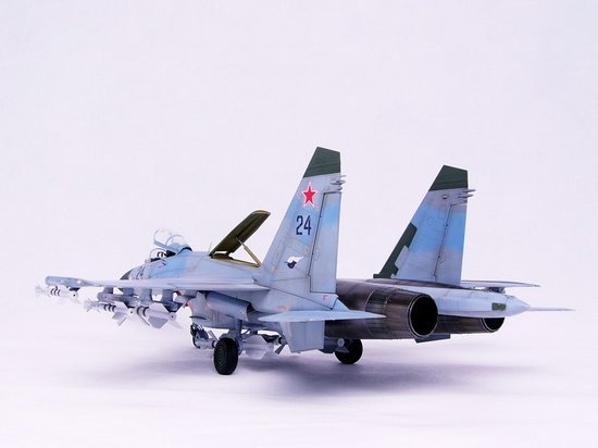 Trumpeter 02224 Soviet Sukhoi Su-27 Flanker B 1/32 – zdjęcie 6