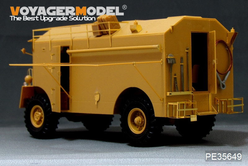 Voyager Model PE35649 WWII British AEC 4x4 Armored Command Vehicle&amp;quot;Dorchester&amp;quot; For AFV 35227 1/35 – zdjęcie 6