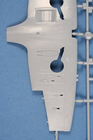 Special Hobby 48051 Supermarine Spitfire Mk.VC Malta Defenders 1/48 – zdjęcie 5