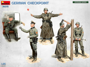 MiniArt 36075 German Checkpoint. 3t Cargo Truck 3,6-36S &amp;amp; Kfz.1 Type 170VK w/ Feldgendarmerie. Big Set 1/35 – immagine 46