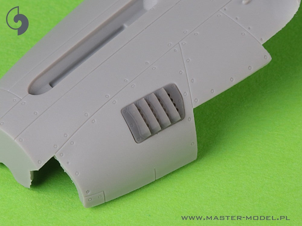 Master AM-72-173 P-51 Mustang - pokrywa wlotu powietrza do gaźnika - typ z żaluzjami dla RAF - wersja B (do modelu Arma Hobby) 1/72