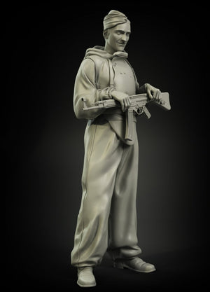 Panzer Art FI35-043 Soviet assault engineer No.2 1/35 – image 2