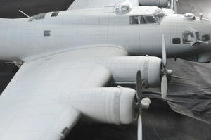 HK Models 01E04 B-17 Flying Fortress F and G 1/32 – zdjęcie 12