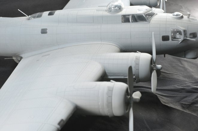 HK Models 01E04 B-17 Flying Fortress F and G 1/32 – zdjęcie 12