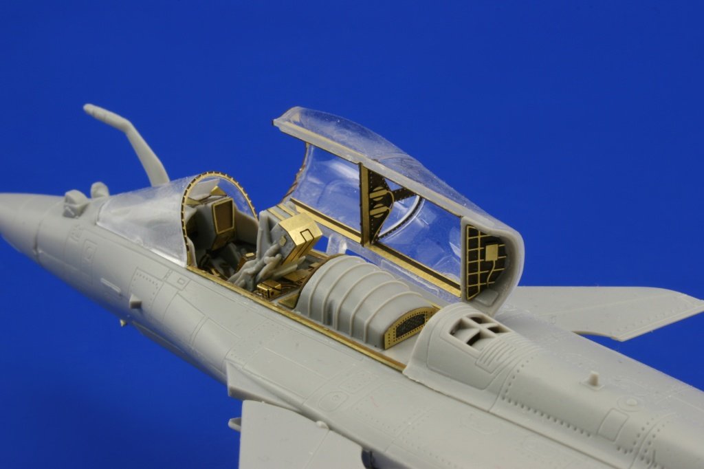 Eduard SS359 Rafale C 1/72 HOBBY BOSS – image 5