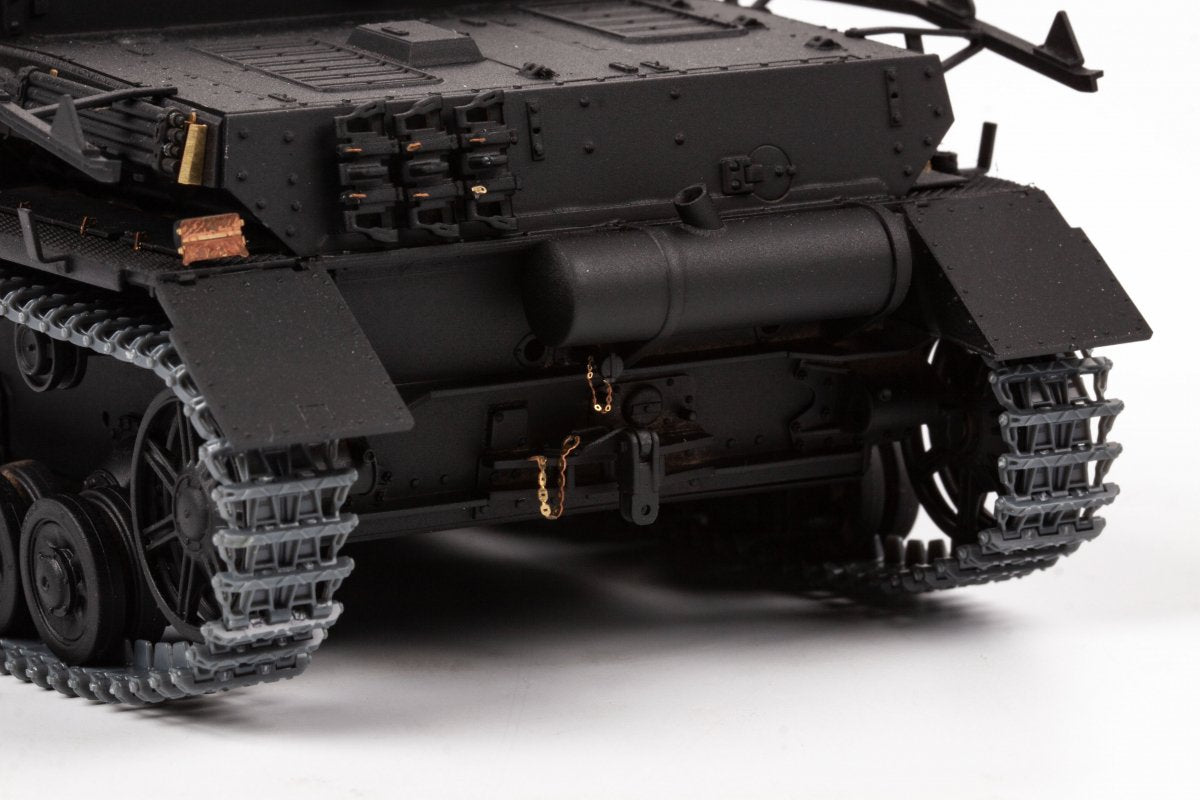 Eduard 36485 Sd. Kfz. 167 StuG IV RYEFIELD MODEL 1/35 – image 6