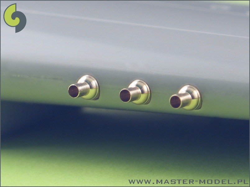 Master AM-48-025 P-40 E-N - fairings with blast tubes for .50cal Browning (6pcs) 1/48 – Bild 6