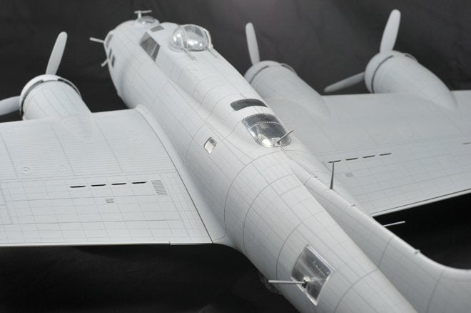 HK Models 01E04 B-17 Flying Fortress F and G 1/32 – zdjęcie 8