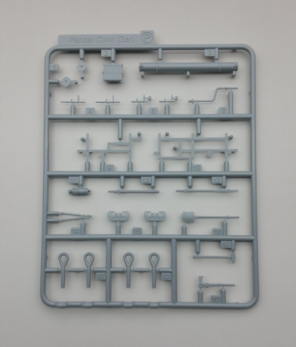 Amusing Hobby 35A021 Jagdpanzer 38(D) 1/35 – zdjęcie 7
