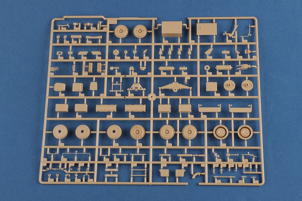 Hobby Boss 85527 Scammell Commander with 62 tonne Crane Fruehauf semi-trailer 1/35 – Bild 17