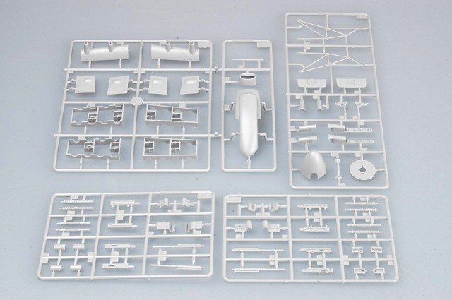 Trumpeter 02416 HURRICANE Mk.IIC/TROP 1/24 – immagine 6