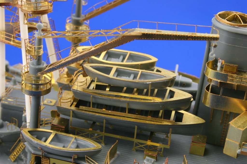 Eduard 53016 USS Arizona MINI HOBBY MODEL 1/350 – zdjęcie 10