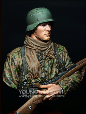 Young Miniatures YM18101 Young German Infantryman WWII 1/10