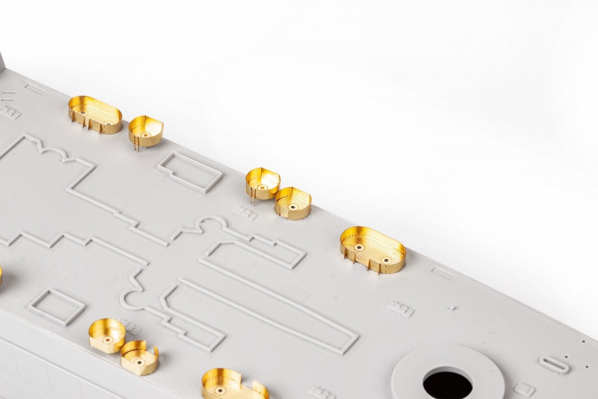 Eduard 53289 USS Alaska CB-1 part 1 HOBBY BOSS 1/350 – zdjęcie 11