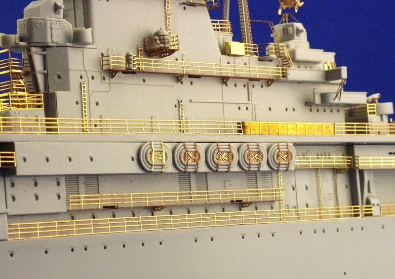 Eduard 53005 US Aircraft Carrier Hornet 1/350 Trumpeter – zdjęcie 9