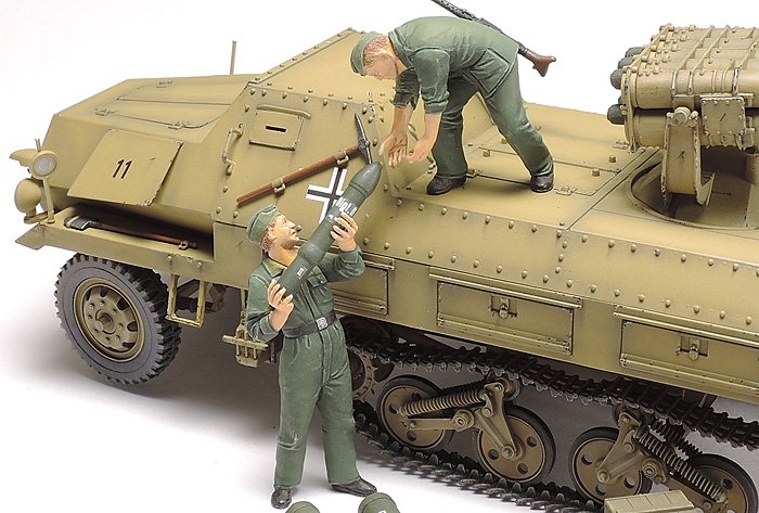 Tamiya 37017 German Self-Propelled Rocket Launcher Sd.Kfz.4/1 Panzerwerfer 42 1/35 – zdjęcie 4
