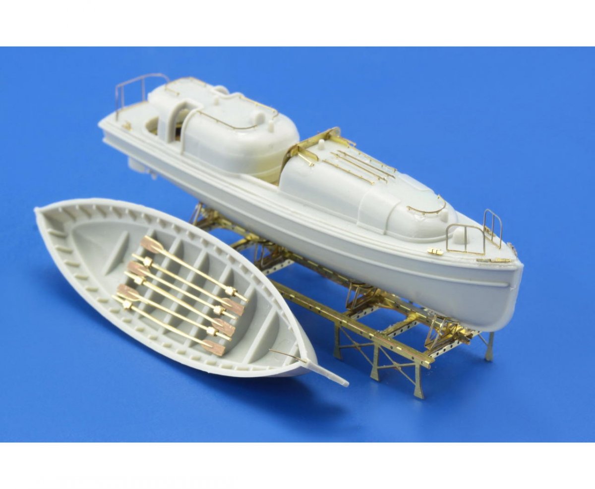 Eduard 53104 USS Arizona part 3 - life boats TRUMPETER 1/200 – image 5