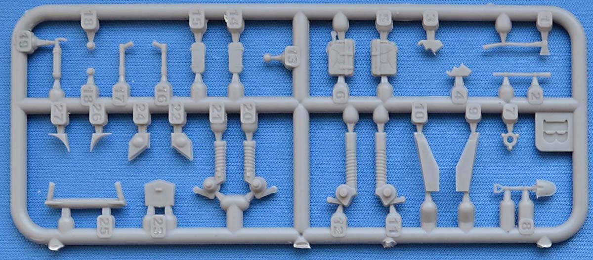 ACE 72456 AML-90 Light Armoured Car (4x4) 1/72 – zdjęcie 4