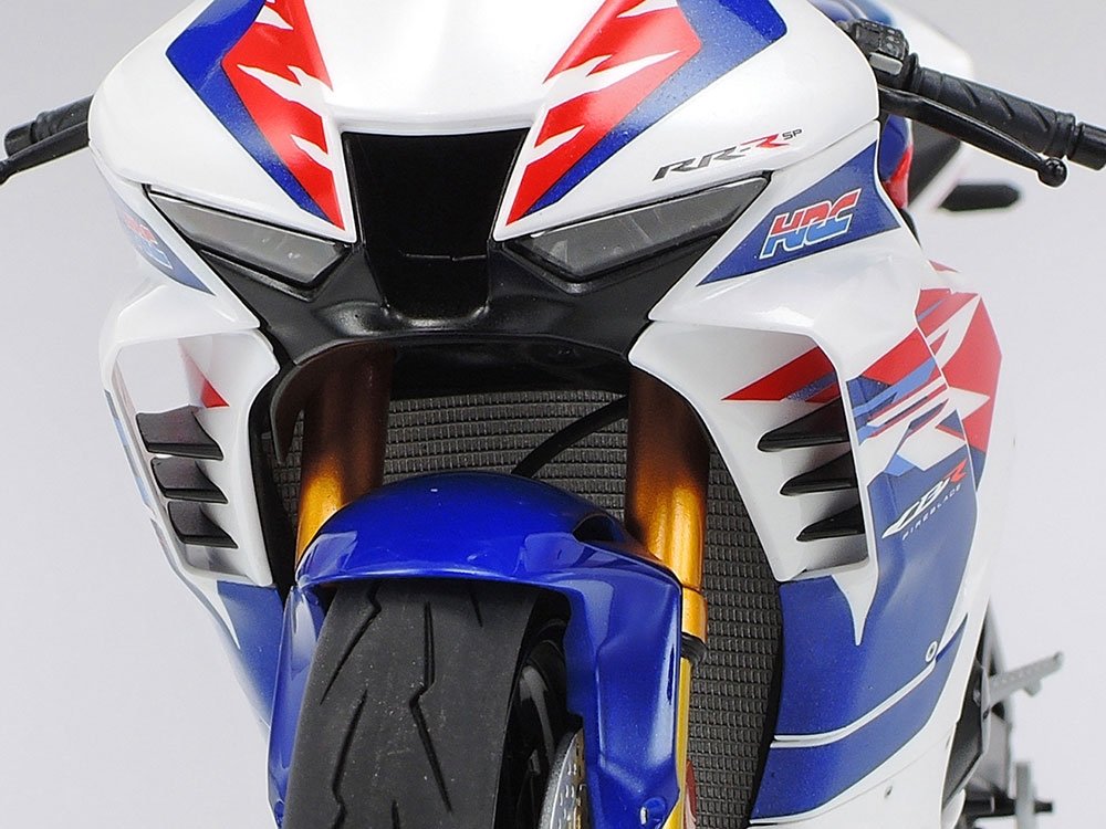 Tamiya 14141 Honda CBR1000RR-R - 30th Anniversary 1/12 – image 4