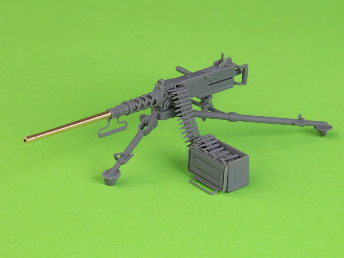 Master GM-35-064 Browning M2HB .50 cal (12.7mm) - M3 machine gun on tripod - WWII period (with M2 ammo box) 1/35