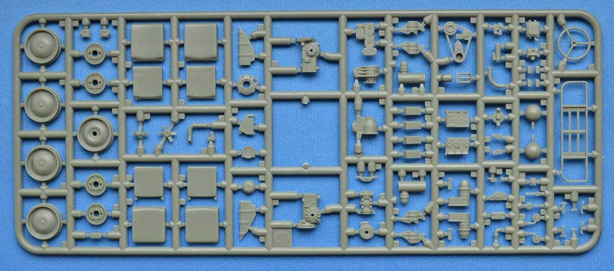 ACE 35104 0,25t 4x4 truck Munga F 91/4 1/35