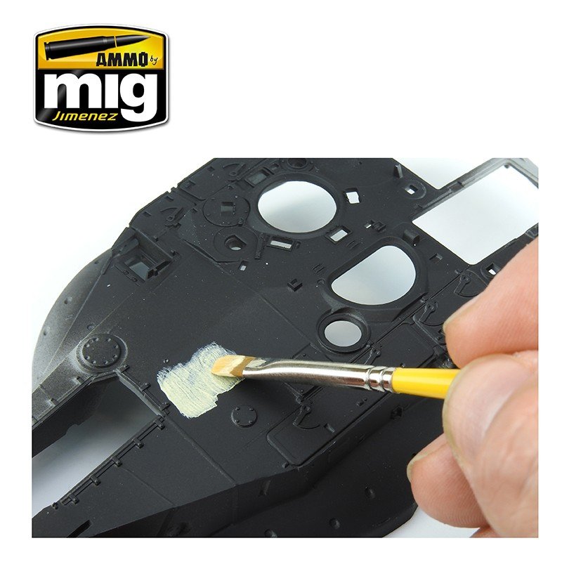 Ammo of Mig 2033 ANTI-SLIP PASTE - SAND COLOR FOR 1/35 – zdjęcie 5