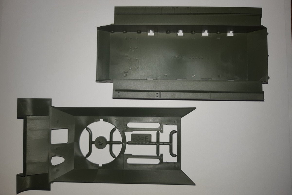 ICM 35370 Pz.Kpfw. 747 T-34 (r), WWII German Medium Tank 1/35 – zdjęcie 10