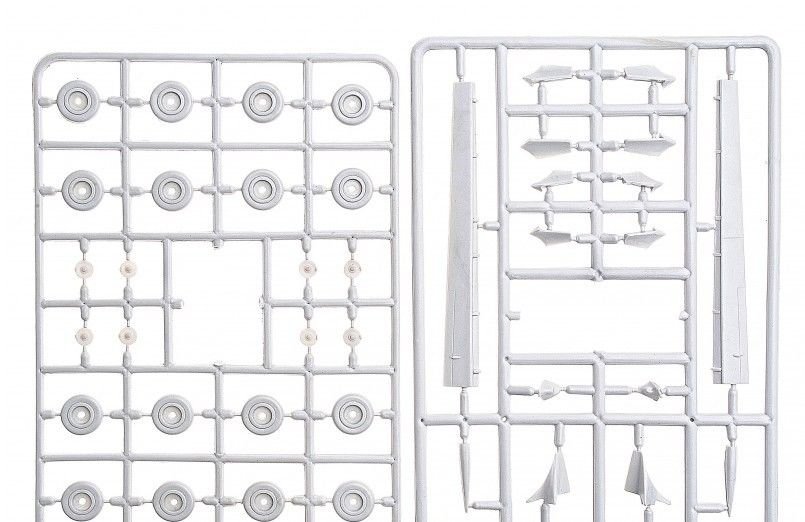 A-model 72022 Ilyushin IL-22M 1/72 – zdjęcie 3