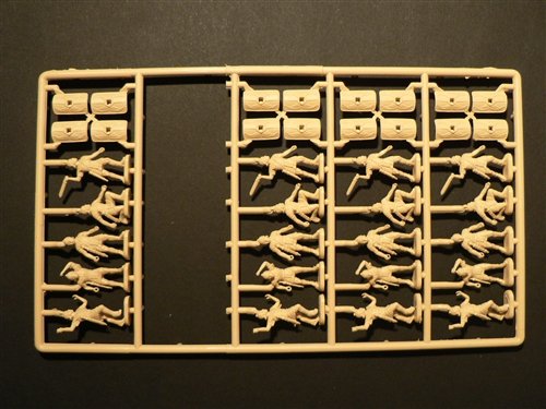Italeri 6047 Roman Infantry - I Cen. AD 1/72 – image 2