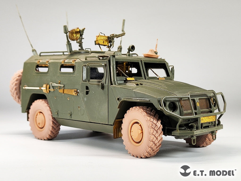 E.T. Model P35-154 Russian GAZ-233014 STS TIGER Armored High-Mobility Vehicle Sagged Wheels For Meng Kit 1/35 – Bild 8