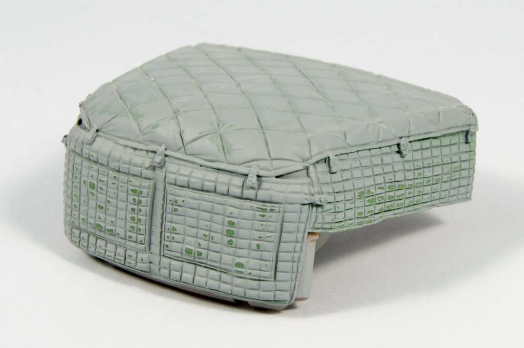 Panzer Art RE35-357 ZIL-131 engine deck with canvas cover 1/35 – zdjęcie 2