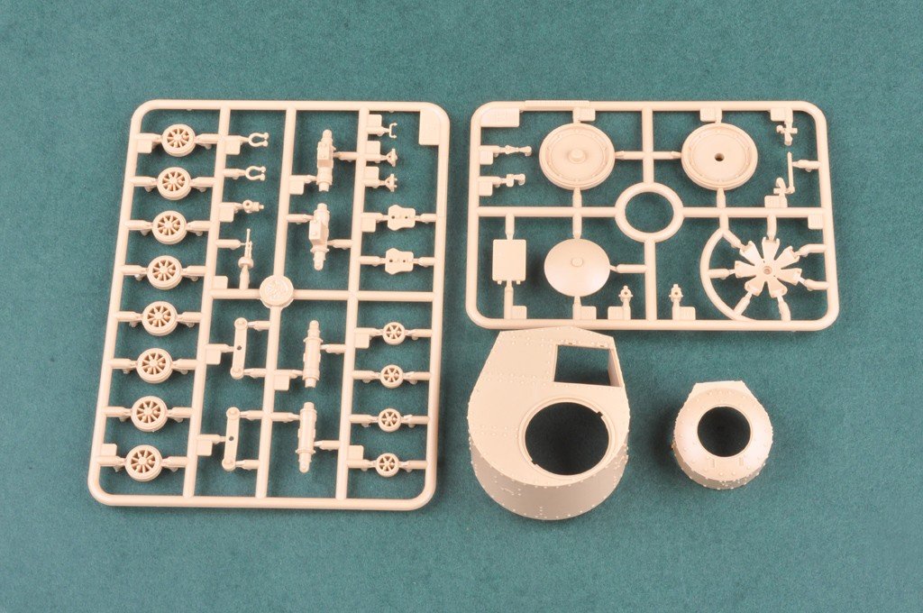 Hobby Boss 82493 Soviet T-24 Medium Tank 1/35 – zdjęcie 8