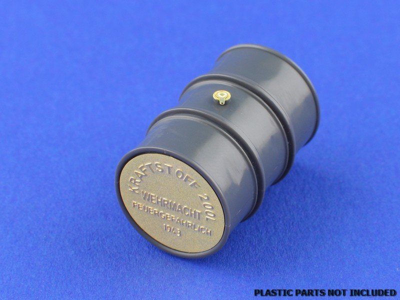 Aber 35A114 German WWII 200ltr. fuel drum covers 1/35 – image 3