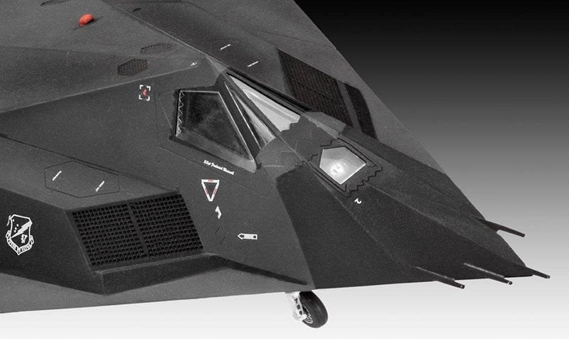 Revell 03899 F-117 Stealth Fighter 1/72 – image 3